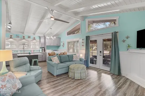 104 SE 5th Street Oak Island NC 28465