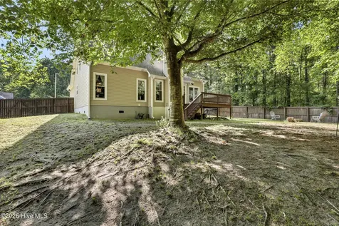 917 Mandarin Trail Jacksonville NC 28540
