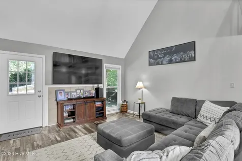 917 Mandarin Trail Jacksonville NC 28540