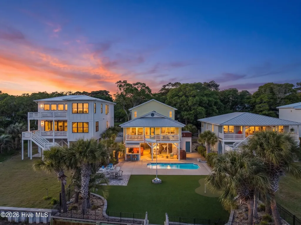 2024 Camelot Drive SW Ocean Isle Beach NC 28469