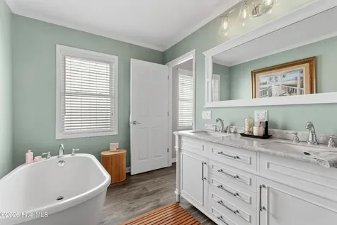 2024 Camelot Drive SW Ocean Isle Beach NC 28469
