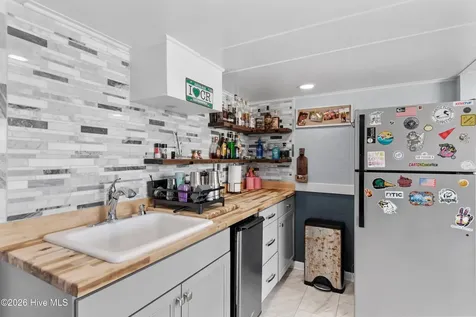 2024 Camelot Drive SW Ocean Isle Beach NC 28469