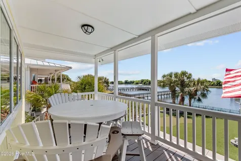 2024 Camelot Drive SW Ocean Isle Beach NC 28469