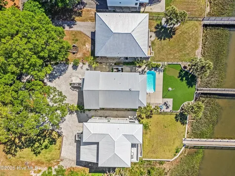 2024 Camelot Drive SW Ocean Isle Beach NC 28469