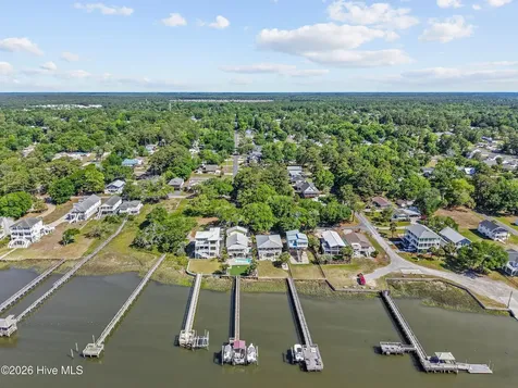 2024 Camelot Drive SW Ocean Isle Beach NC 28469