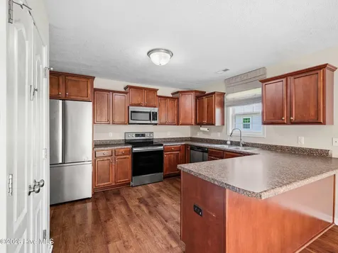 210 Marsh Haven Drive Sneads Ferry NC 28460