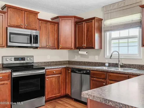 210 Marsh Haven Drive Sneads Ferry NC 28460