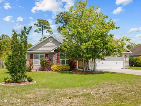 210 Marsh Haven Drive Sneads Ferry NC 28460