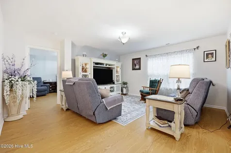 112 Albemarle Drive Washington NC 27889