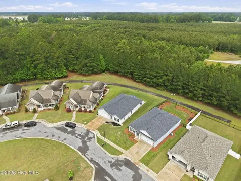 112 Albemarle Drive Washington NC 27889