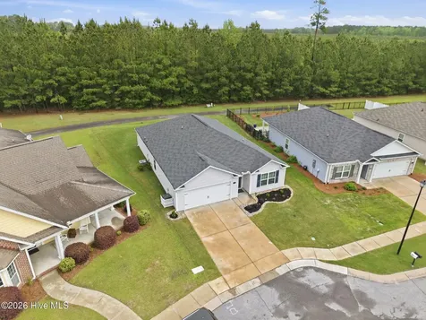 112 Albemarle Drive Washington NC 27889