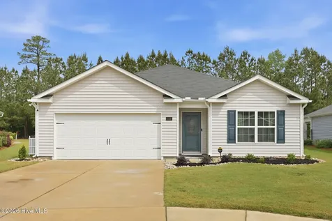 112 Albemarle Drive Washington NC 27889