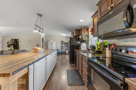 152 John Brown Road Raeford NC 28376