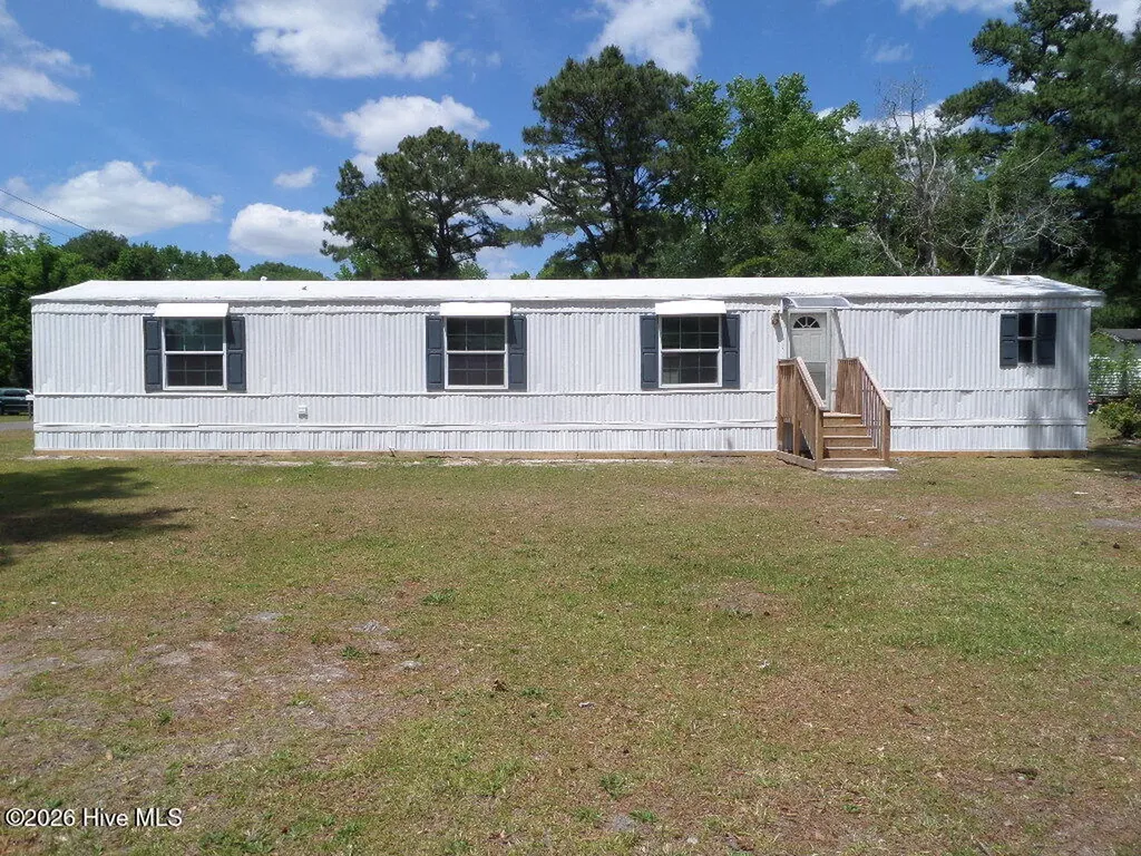 2408 Moore Avenue New Bern NC 28562