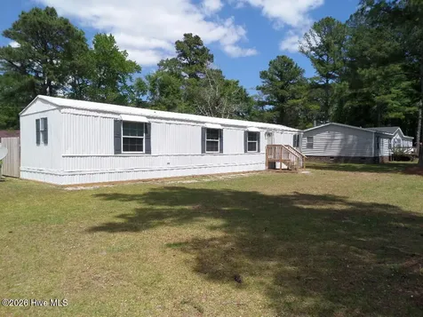 2408 Moore Avenue New Bern NC 28562