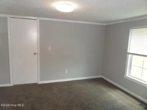 2408 Moore Avenue New Bern NC 28562