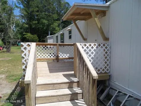 2408 Moore Avenue New Bern NC 28562