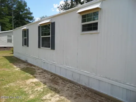 2408 Moore Avenue New Bern NC 28562