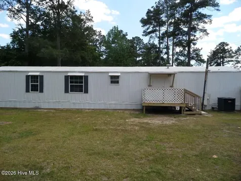 2408 Moore Avenue New Bern NC 28562