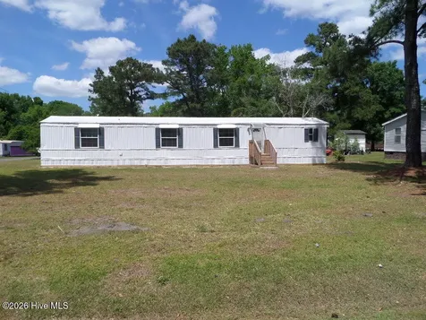 2408 Moore Avenue New Bern NC 28562