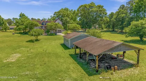201 Winding Creek Road Rocky Point NC 28457
