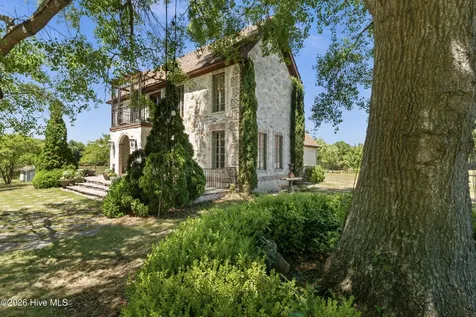 201 Winding Creek Road Rocky Point NC 28457