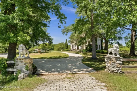 201 Winding Creek Road Rocky Point NC 28457