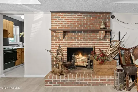 201 Winding Creek Road Rocky Point NC 28457