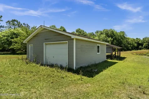 201 Winding Creek Road Rocky Point NC 28457