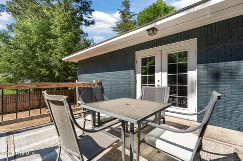 580 W Maine Avenue Southern Pines NC 28387
