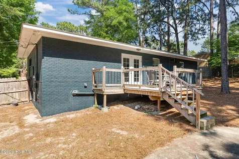 580 W Maine Avenue Southern Pines NC 28387