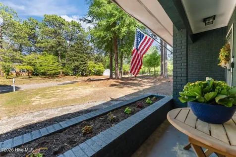 580 W Maine Avenue Southern Pines NC 28387