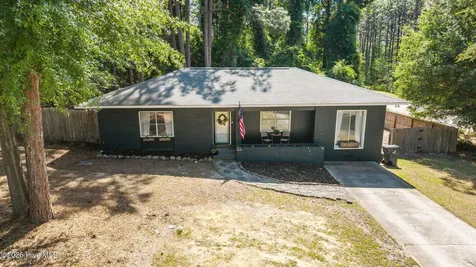 580 W Maine Avenue Southern Pines NC 28387