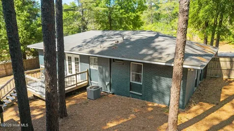 580 W Maine Avenue Southern Pines NC 28387