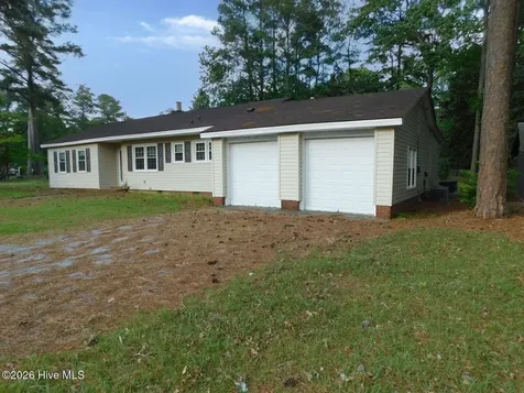 3313 S Church Street Fountain NC 27829