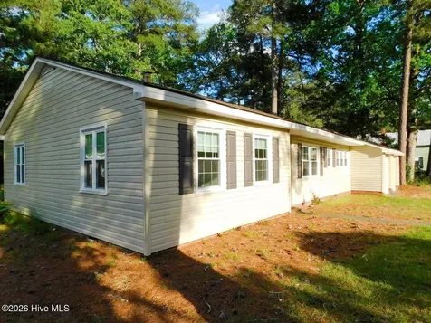 3313 S Church Street Fountain NC 27829