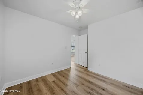 105 Henry Giddeons Drive Teachey NC 28464