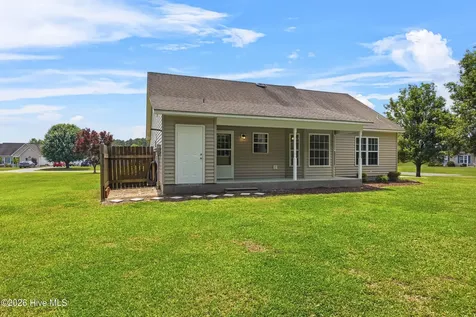 105 Henry Giddeons Drive Teachey NC 28464