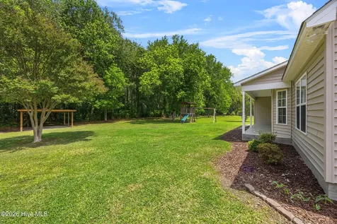 105 Henry Giddeons Drive Teachey NC 28464