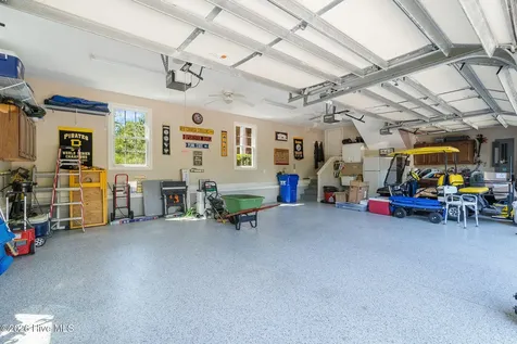 152 E Winding Way Wallace NC 28466