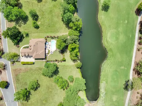 152 E Winding Way Wallace NC 28466
