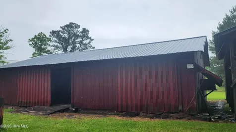 581 Hallsboro Road Clarkton NC 28433