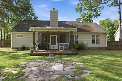 320 Osprey Point Drive Sneads Ferry NC 28460