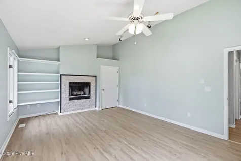 304 Lord Granville Drive Morehead City NC 28557