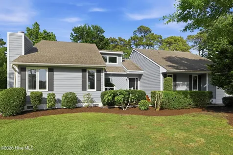304 Lord Granville Drive Morehead City NC 28557