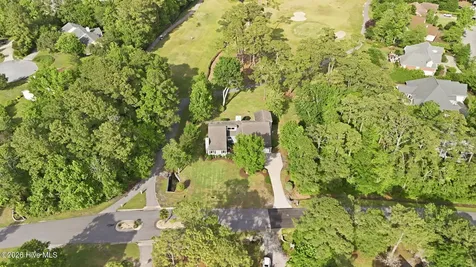 304 Lord Granville Drive Morehead City NC 28557