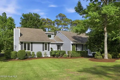 304 Lord Granville Drive Morehead City NC 28557