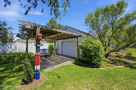136 Simpson Road Barco NC 27917