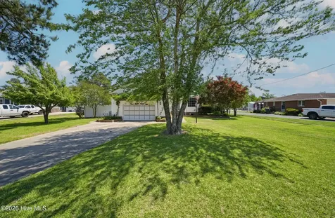 136 Simpson Road Barco NC 27917