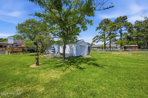 136 Simpson Road Barco NC 27917